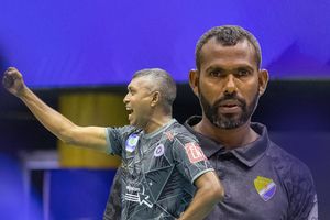 ސިފައިންނާއި ޕޮލިސް ފޯރިގަދަ ސެމީ އަކަށް