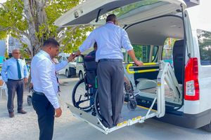 ނުކުޅެދުންތެރިކަން ހުންނަ މީހުންނަށް ޖަޕާނުން ތިން ވެހިކަލް ދީފި