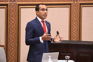 އިމްތިޔާޒުގައި ހިފައި މަލީހް ގޮތް ދޫނުކުރެއްވި