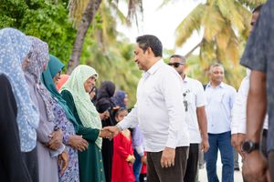 މިވަގުތު އެންމެ މަގުބޫލު ސިޔާސީ ލީޑަރަކީ ޔާމީން ކަމަށް ޕޯލްއަކުން ދައްކައިިފި