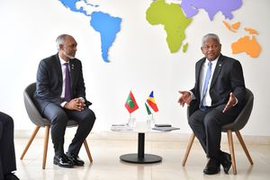 Muizzu meets Seychelles President