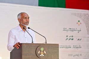 ރައީސް ވިދާޅުވަނީ ރާއްޖެއަށް މާލީއިދާރާތަކުން ތައުރީފުކުރާ ކަމަށް
