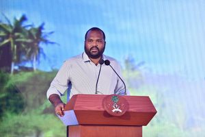 އެއްބަސްވުމުގެ މުއްދަތު ހަމަވުމުން ބާއްވަން އުޅުނު އަލީ ވަހީދުގެ އަޑުއެހުން ކެންސަލްކޮށްފި 