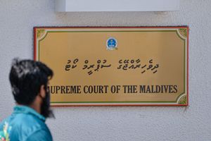 ޣައިރު ހާޒިރުގައި ހުކުމް ކުރުމާ ގުޅޭ މިއީ ބޮޑު ނިންމުމެއް! 