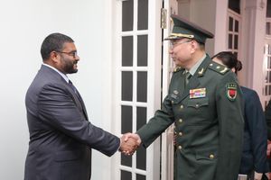 ރާއްޖެއާއި ޗައިނާގެ އަސްކަރީ ގުޅުން ބަދަހިކުރަން މަޝްވަރާކޮށްފި