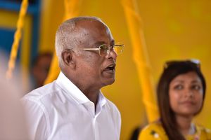 ރައީސް ވިދާޅުވީ އެމްޑީޕީގައި ވެރިކަން ހޯދައިދެވޭނެ އެހެން މީހަކު ނެތް ކަމަށް