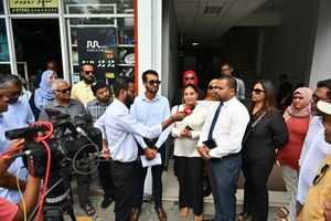 އައިޝަތު އަލީއަށް ކުރާ ތުހުމަތު ސާފުނުކޮށްދެވުނު: ވަކީލުން