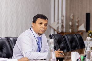ސަރުކާރުގެ ހަރަދު ކުޑަކުރުމުގެ އޮފަކީ ވަގުތީ ގިރިޓީއެއް