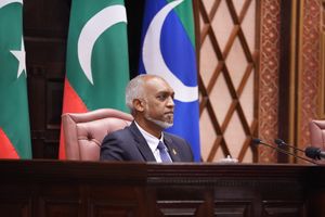 "ވަޒީރުންނަށް ރުހުން ނުދިނީ ބޭރުގެ ގައުމަކުން އަމުރުކޮށްގެން"
