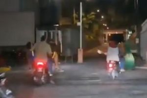 ސައިކަލެއްގައި ގެންދިޔައީ ކޮވިޑުގައި ސީރިއަސްވި ކުއްޖެއް