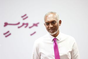 މުއިއްޒު ވައުދުވި ނޫސް ކޮންފަރެންސަށް ދިގު އިންތިޒާރެއް!