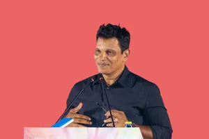 މީޑިއާ ކޮމިޝަނުން ފެންނަނީ ސަރުކާރުގެ އަޅަކަށްވި ތަން: ޒަރިޔަންދު