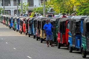 ސްރީލަންކާގައި ތެލުގެ އަގު ރެކޯޑް މިންވަރަށް މަތިކޮށްފި