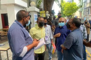 "ވަފާތެރިކަމުގެ" ވާހަކަ ބިގޭ ނުދައްކަވަން ނަޝީދުގެ ރައްދެއް!