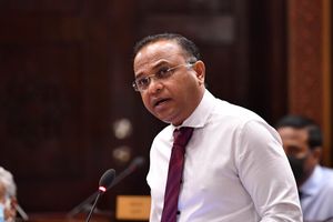 ވަޒީރުންގެ މައްސަލަ ބަލާ ކަމަށް ބުނެ ހުށަހެޅި މައްސަލަ ބޭރުކޮށްފި