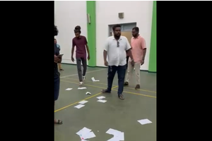 ހަމަނުޖެހުން ބޮޑުވެ، ގުނަނިކޮށް ވޯޓު ކަރުދާސްތަކެއް ވީދާލައިފި 