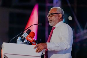 ޔާމީނަށް ހުކުމް ކުރި ފަނޑިޔާރުންނަށް ބަހުގެ ހަމަލާތަކެއް