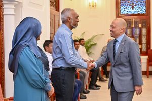 ޕްރެޝަރަށް ބެލުމެއްނެތި ގާނޫނު ތަންފީޒު ކުރާނަން: މުއިއްޒު 