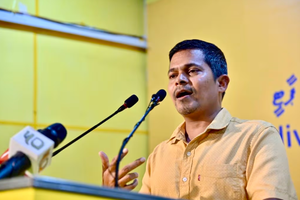 "ޕްރޮޖެކްޓުތައް ބަހާލަން އުޅެނީ ކޮރަޕްޝަނަށް މަގުފަހިވާ ގޮތަށް"