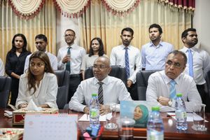 އެމްޑީޕީއިން ވަކިވިކަން 12 މެމްބަރުން މަޖިލީހަށް އަންގައިފި 