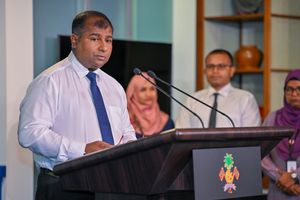 "ޕެޓިޝަނުގައި ފާހަގަ ކޮށްފައި އޮތީ ރަނގަޅު މުވައްޒަފެއްގެ ނަން"