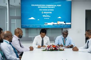 ކުޅުދުއްފުށީ ވިޔަފާރި ބަނދަރު އިތުރަށް ތަރައްގީ ކުރަން ސޮއިކޮށްފި