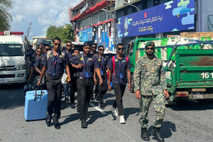 ނޭޝަނަލް ސާވިސްގެ ބައިވެރިން އިތުރު ތަމްރީނަށް ފުރައިފި
