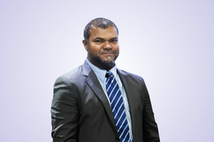 ބިރުދެއްކުމާއި ސީއީއޯގެ ނުފޫޒުން މިފްކޯ ހިންގާކަމުގެ ތުހުމަތު 