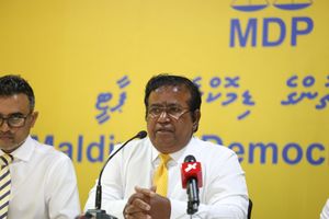 ތުޅާދޫއިން ހައުސިން ޔުނިޓް ދޫކުރުން ހުއްޓާލަން ގޮވާލައިފި 