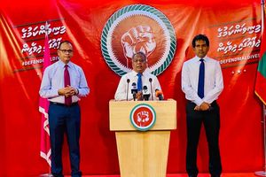 އިދިކޮޅު މެމްބަރުން ވޯޓު ދެއްވީ ބަޖެޓު ފާސްކުރުމާ ދެކޮޅަށް