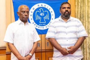 ނިއު ރޭޑިއަންޓްގެ ޗެއާމަނަކަށް ވާސިފް އިންތިހާބުކޮށްފި 