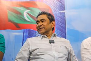 ރައީސް ދައްކާ ވާހަކަ ދެކޮޅު ނުޖެހޭ، އެއީ ދޮގު ހެދުން: ޔާމީނު