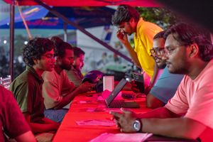 ގޯލްޑަން ފުޓްސަލް ޗެލެންޖުގައި ކޮންމެ ހަފްތާއަކު އުރީދޫގެ ހާއްސަ އިނާމެއް ހޯދުމުގެ ފުރުސަތު 