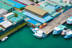 އެއާޕޯޓު ޕްރޮޖެކްޓަށް ގެނައި ދެ ކޮންޓެއިނަރުގައި ވަގު ސިނގިރޭޓު