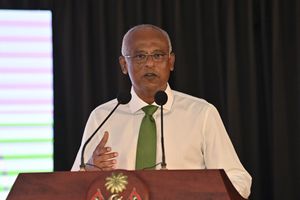 ރާއްޖެ ހިމާޔަތް ކުރާނެކަމުގެ ޔަގީންކަމާއެކު ފޯޅަވަހި މައްސަލައިގަ ވާދަވެރިން ދޮގު ހަދާކަމުގެ ތުހުމަތު ރައީސް ކުރައްވައިފި 