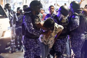 ދެ މީހުން ފިޔަވާ މުޒާހަރާއިން ހައްޔަރު ކުރި އެންމެން ދޫކޮށްލައިފި