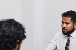 މުސްއަބަށް މިލިއަނަކަަށް ވުރެ ގިނަ ރުފިޔާ ދޭން ހުކުމްކޮށްފި