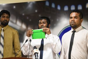 ލޯފަން މީހުންނަށް އަމިއްލައަށް ވޯޓު ލެވޭ ގޮތް ހަދަން ހުށަހަޅައިފި