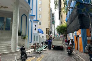 ޓްރާންސްފޯމަރު ނަގައި މަގު ފަސޭހަ ކޮށްލައިފި