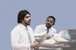 ސޯލިހު ދަތުރުގެ ރަސީދުތައް ދޭން ދެކޮޅު ހެދުމުން އަޒާންގެ ނުރުހުން
