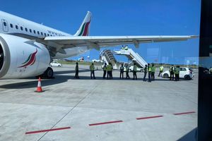 އެކްސިޑެންޓެއް ހިނގައި ސްރީލަންކަންގެ ފްލައިޓަކަށް ގެއްލުންތަކެއް ވެއްޖެ 