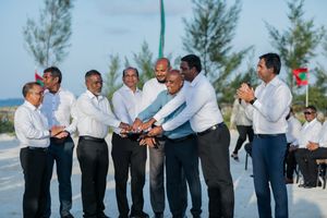 ރާއްޖޭގައި ބަންކަރިން ހިދުމަތް ރަސްމީކޮށް ފަށައިފި