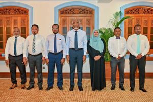 އަމިއްލަ ގޮތުން ހޮވުނު ހަ މެންބަރަކު ޕީއެންސީއަށް ސޮއިކޮށްފި