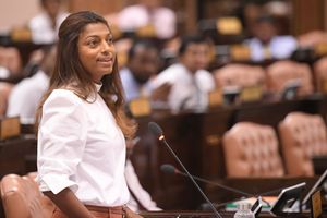 ރޭރުކުރަން އުޅުނަސް ދެން ރޭރުނުވާނެ: އީވާ