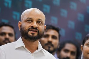 އެމްއާރުއެމް އުވާލުމަށް އަދާ ކުރަން ޖެހޭ ދަރަންޏެއް އޮތްތޯ ބަލަނީ