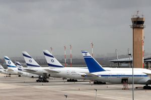 Major airlines cancel dozens of flights to Tel Aviv