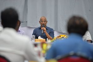 އުކުޅަހުގެ ބިޒްނަސް ކޮމިއުނިޓީގެ ފަރާތުން ރައީސަށް ޕްރޮޕޯޒަލެއް