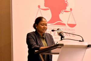ދެ ޖިންސު ހަމަހަމަވި ކަމަށް ވާނީ ތަފާސްހިސާބަށް ބަލަން ނުޖެހުމުން