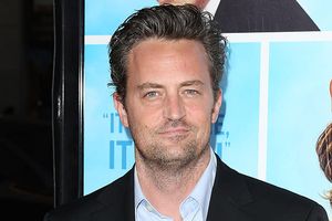 "ފްރެންޑްސް" ގެ ތަރި މެތިއު ޕެރީ މަރުވެއްޖެ