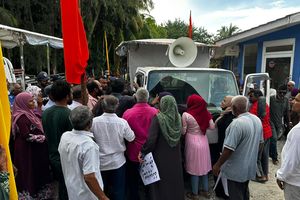 ޕީޕީއެމް ސަޕޯޓަރުންގެ ޕިކަޕު އަތުލައި، ދެ މީހަކު ހައްޔަރުކޮށްފި